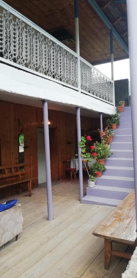 Guesthouse Leno Tsaldashi エクステリア 写真