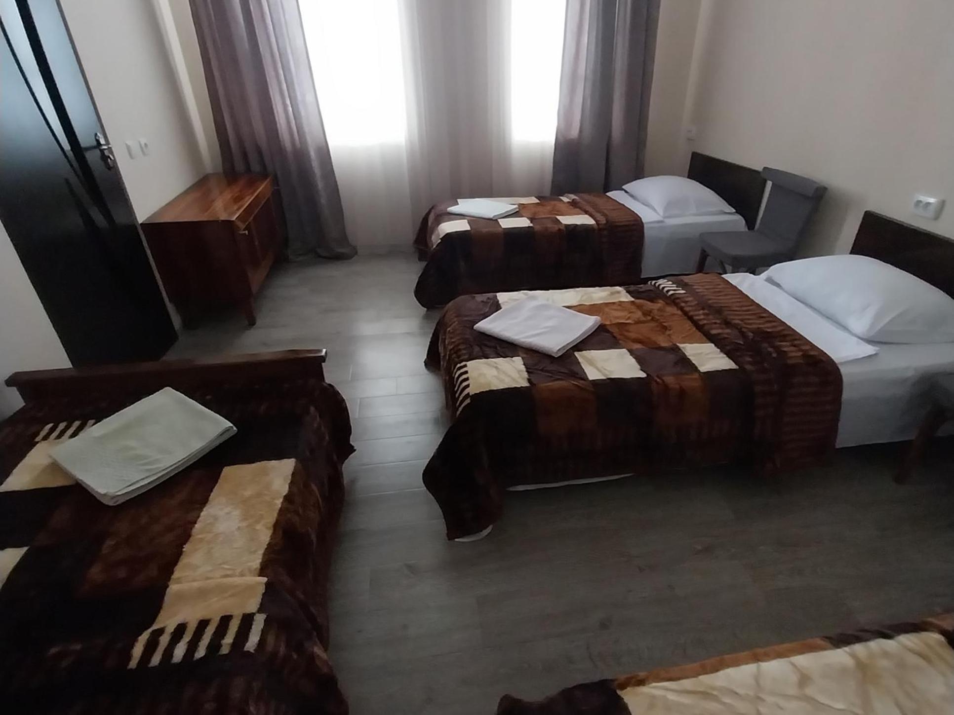 Guesthouse Leno Tsaldashi エクステリア 写真
