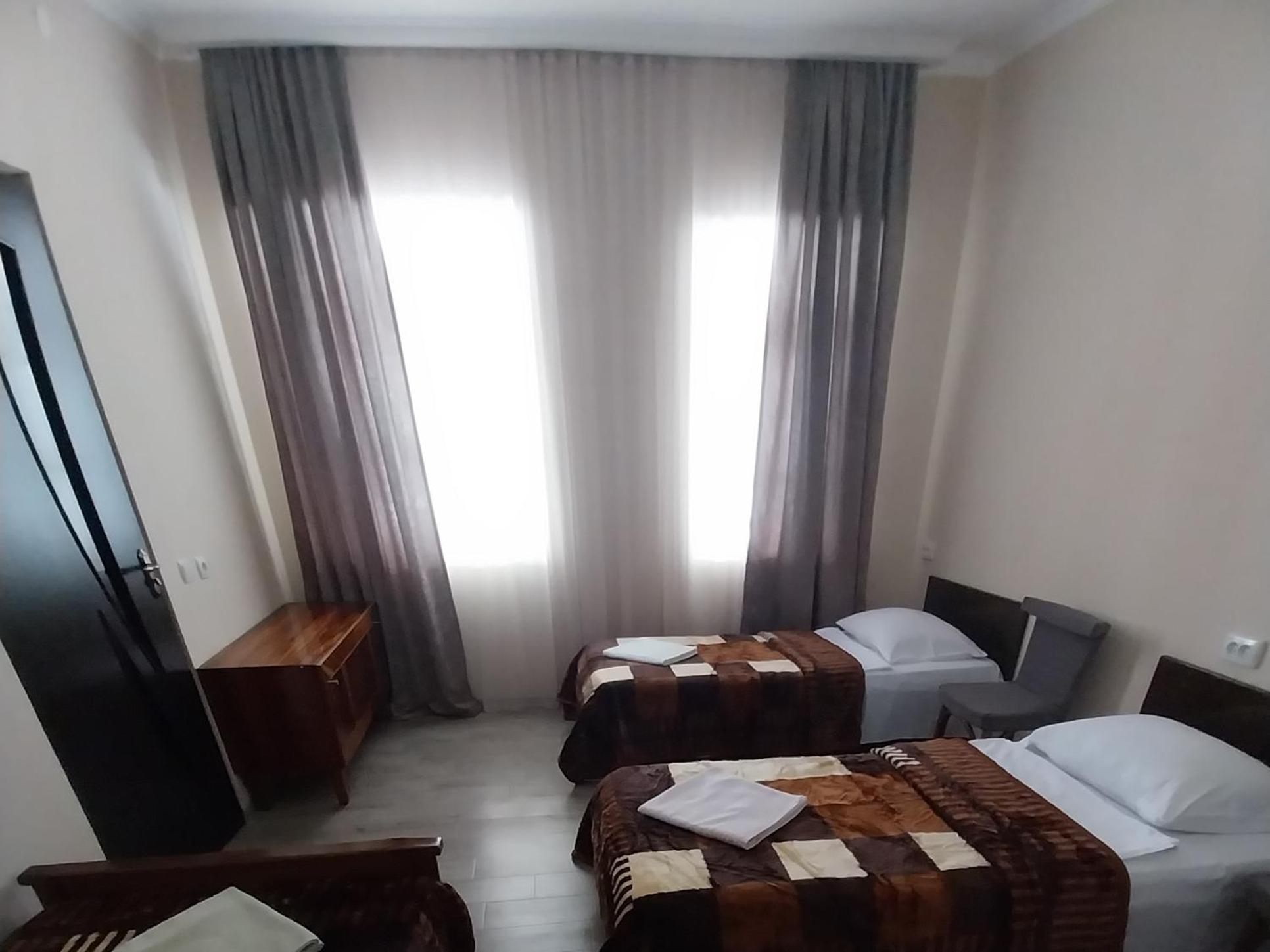 Guesthouse Leno Tsaldashi エクステリア 写真
